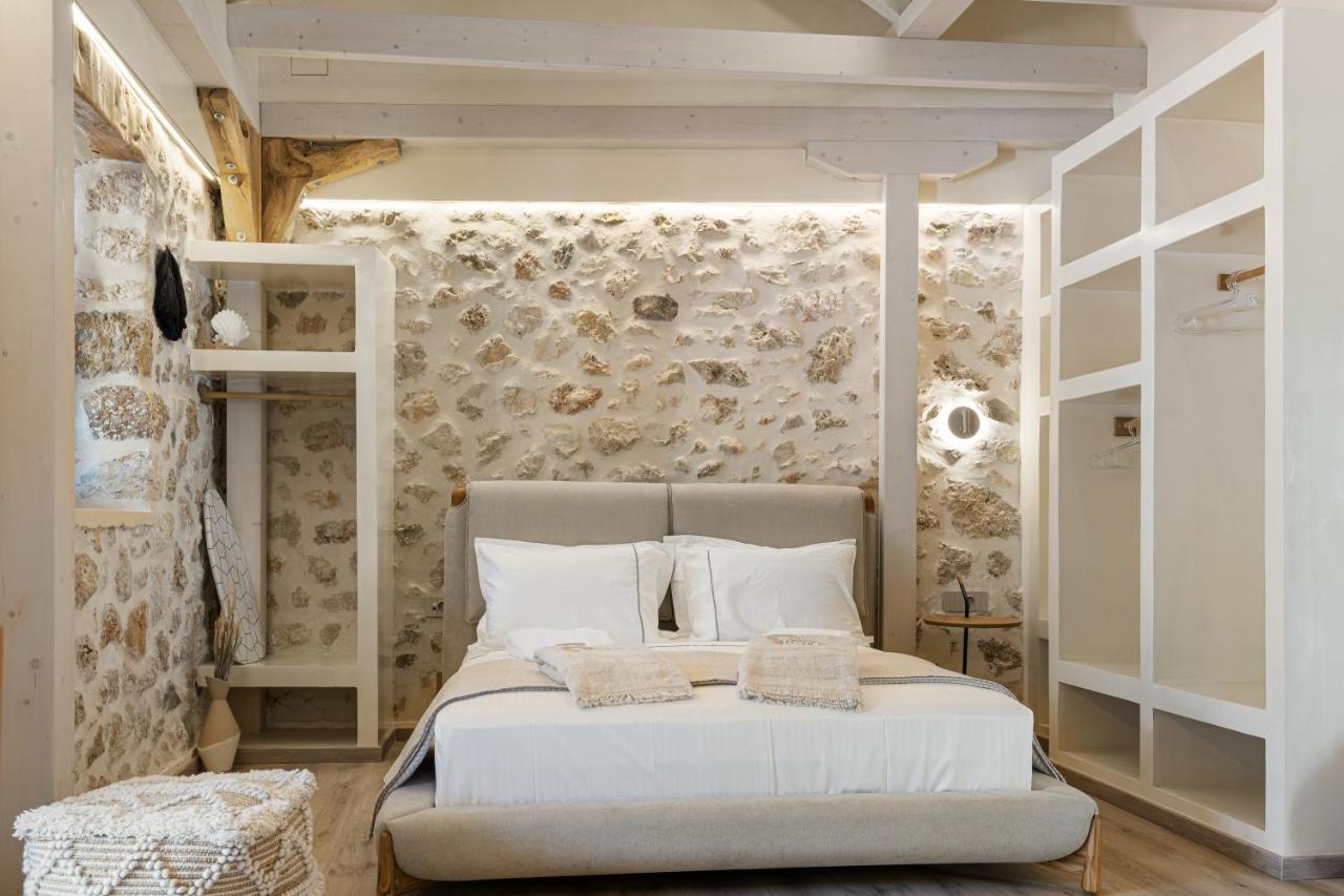 Tellion Suites Áyios Nikítas 外观 照片