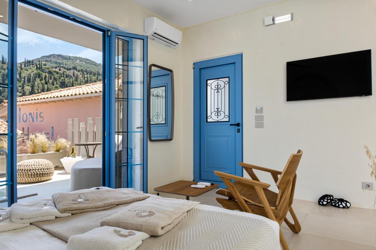 Tellion Suites Áyios Nikítas 外观 照片