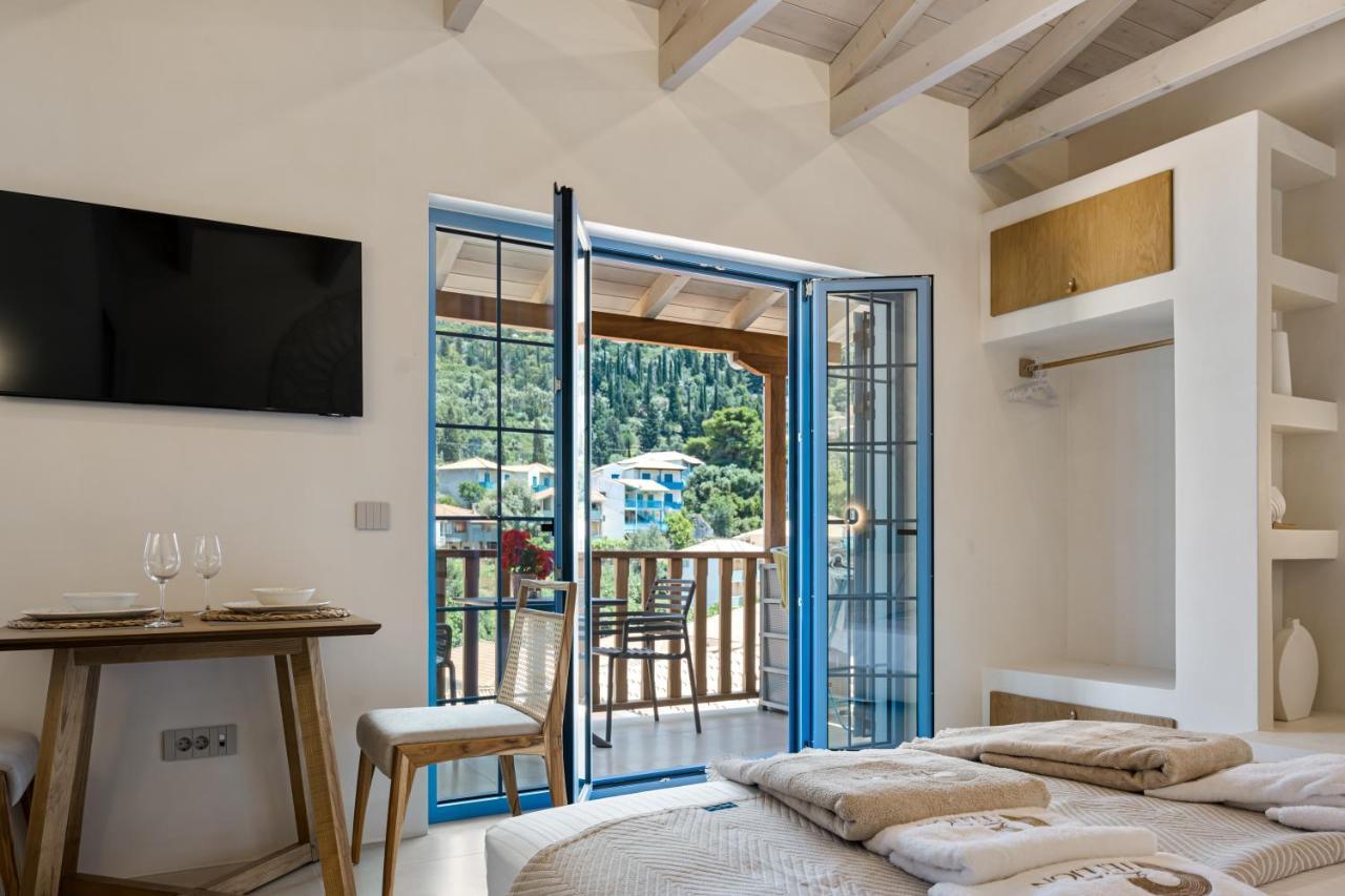 Tellion Suites Áyios Nikítas 外观 照片