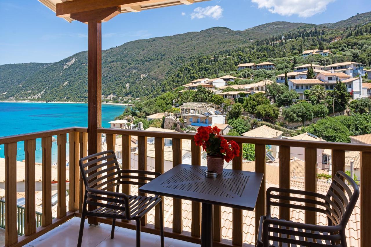 Tellion Suites Áyios Nikítas 外观 照片
